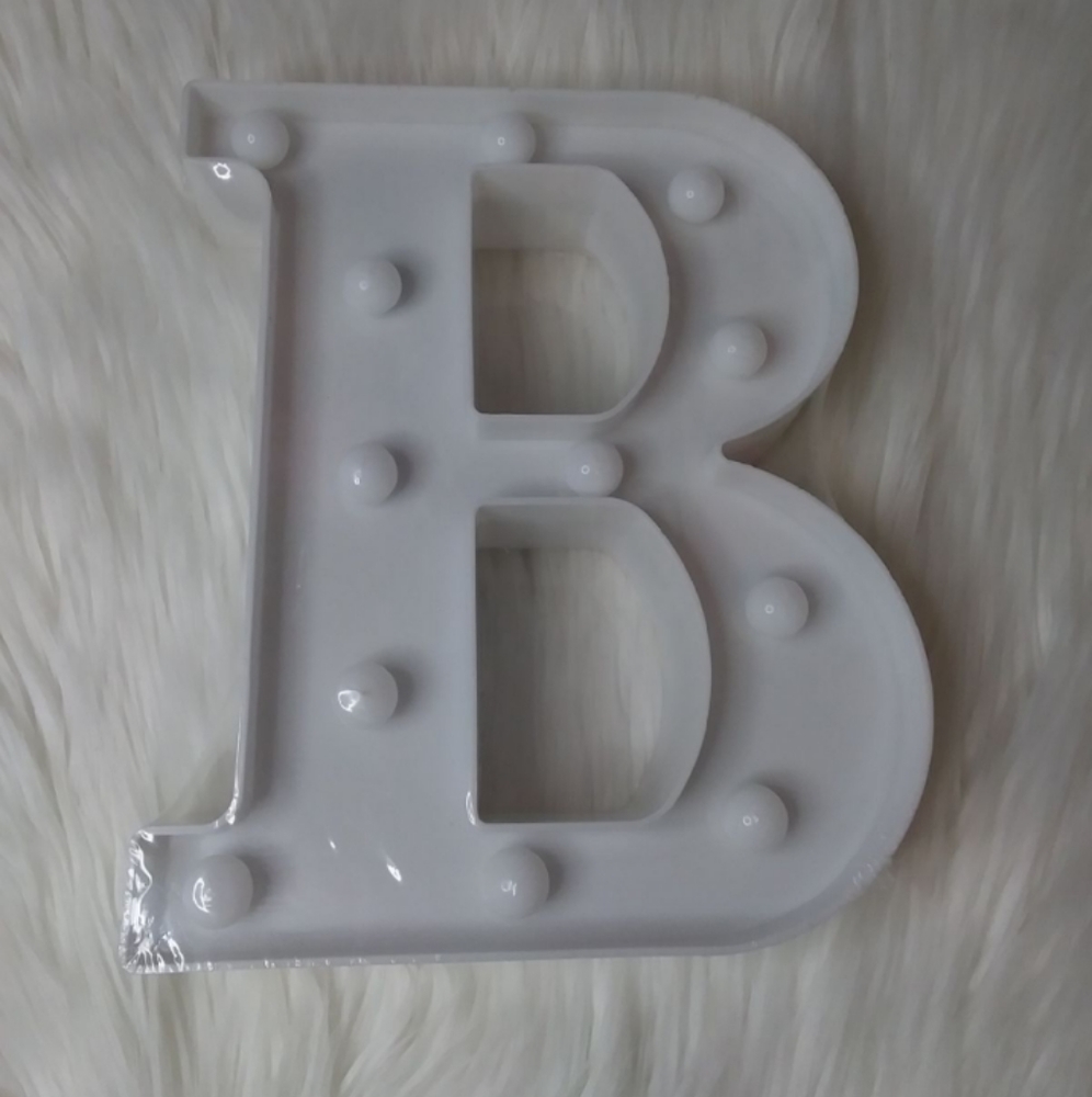 Light Up Letter B